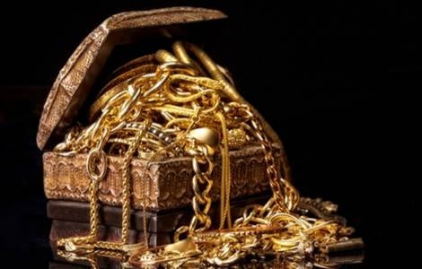 The Lost Treasure of the Beale Ciphers