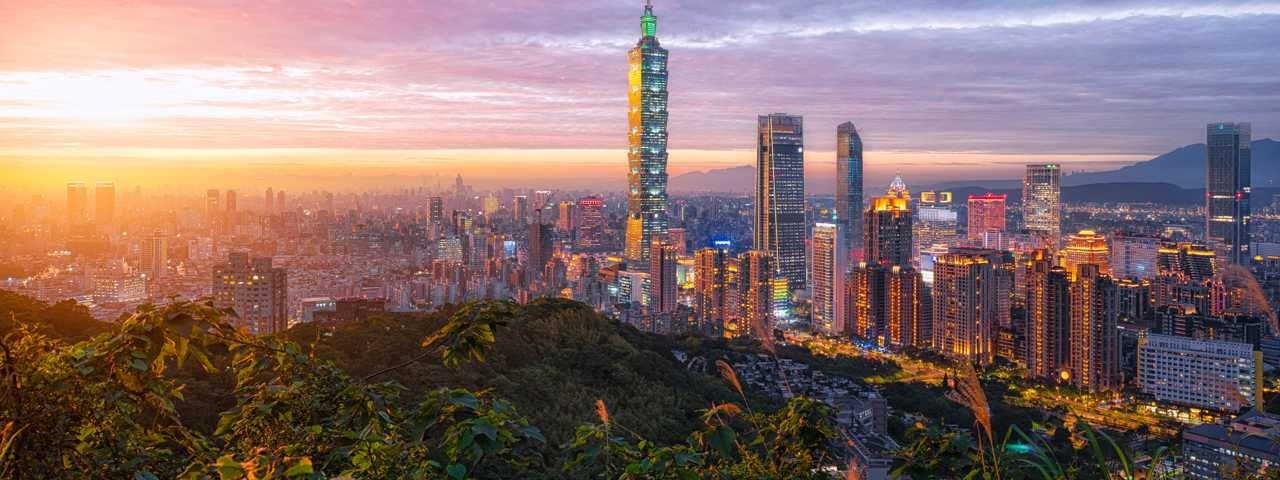 The sun setting on the Taipei skyline. 