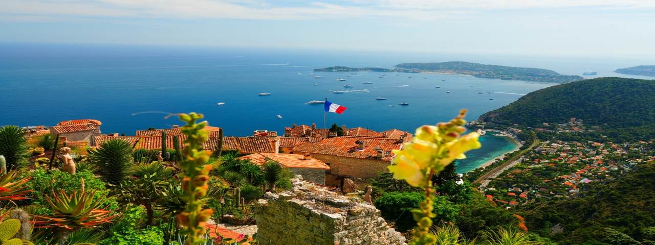  View of the Côte d’Azur, France.