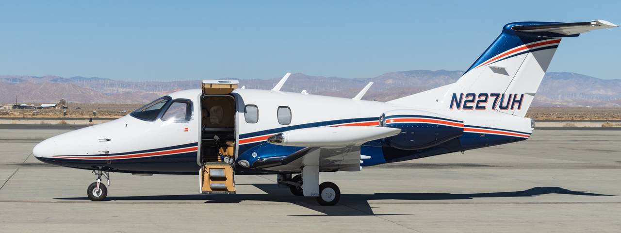 Bevidst dom Landsdækkende When Should You Charter a Small Private Jet?