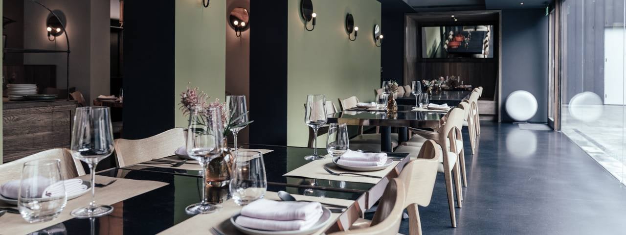 Tables set at a high-end restaurant.