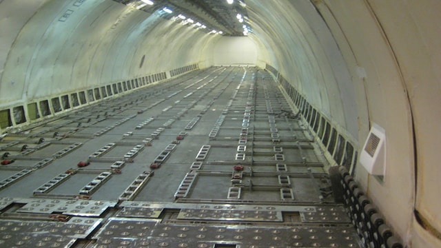 Airbus A300-A600F Interior