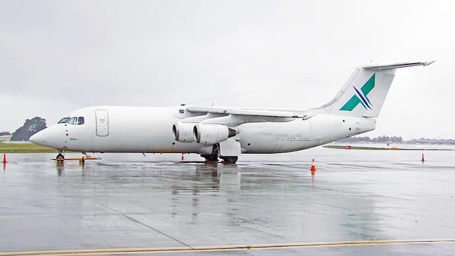 BAE 146-200F