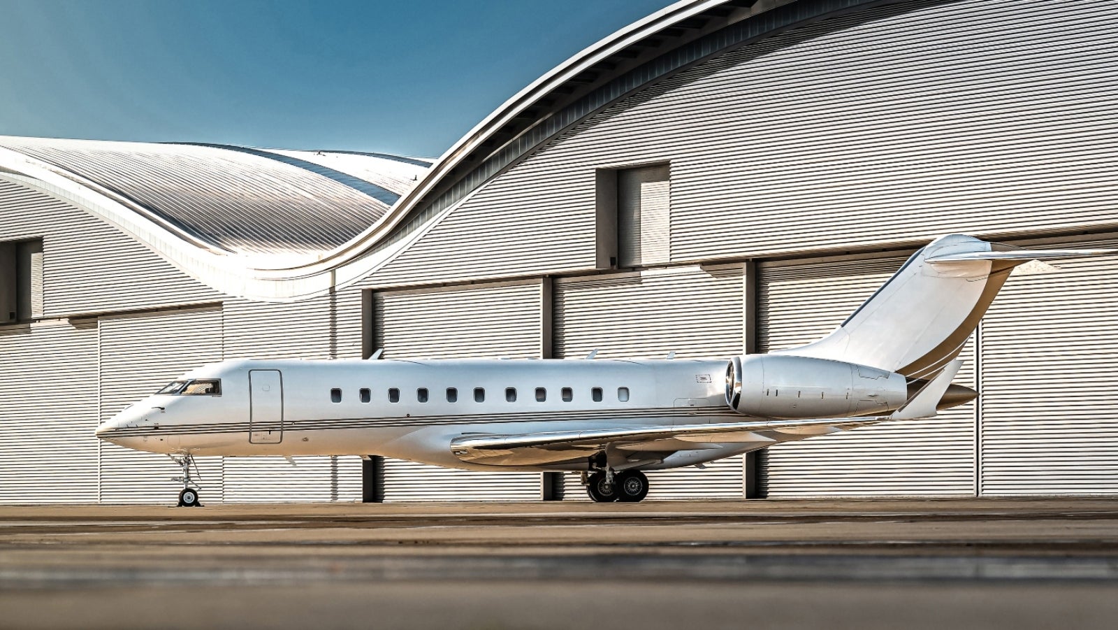 BOMBARDIER GLOBAL 5000