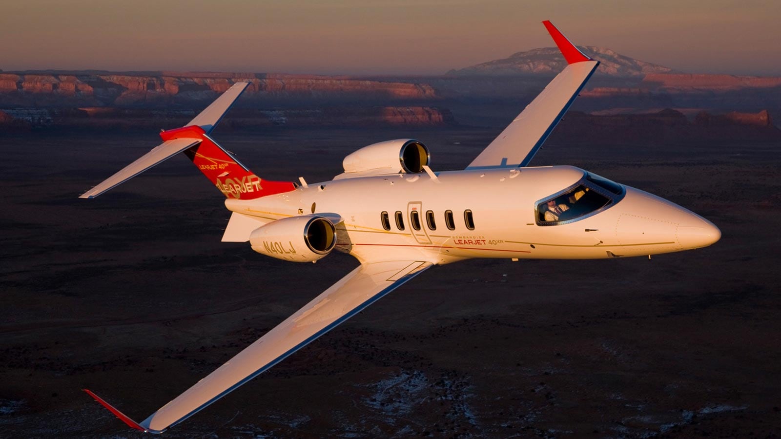 Bombardier Learjet 40XR