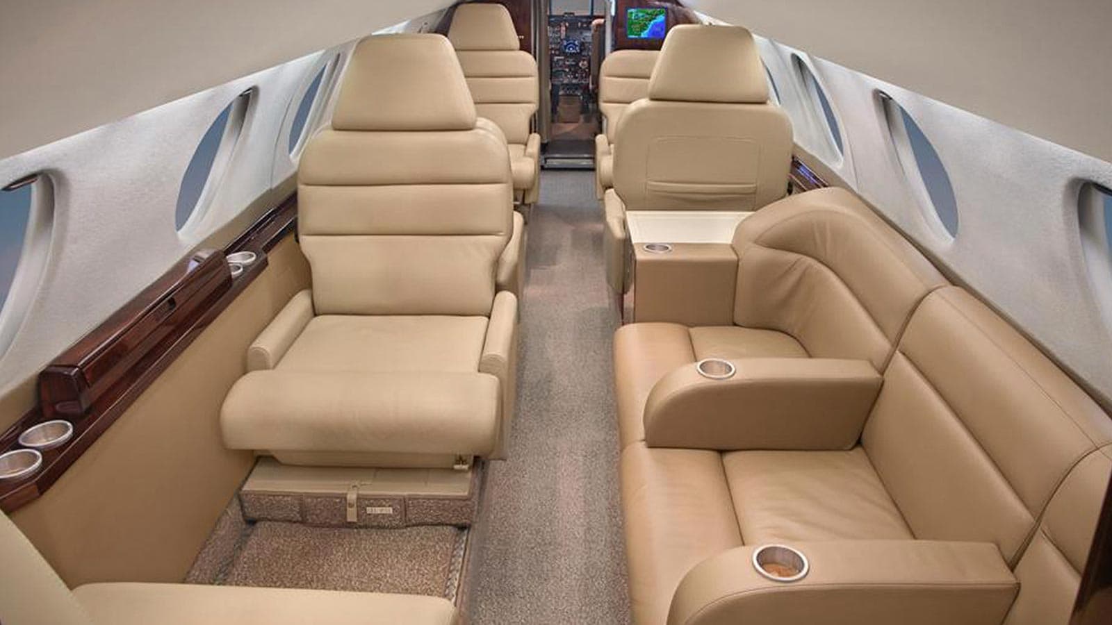 Dassault Falcon 20 Interior