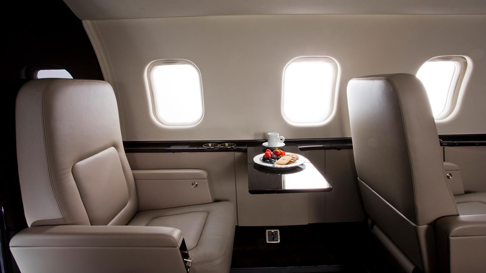 Bombardier Learjet 60 60XR Interior